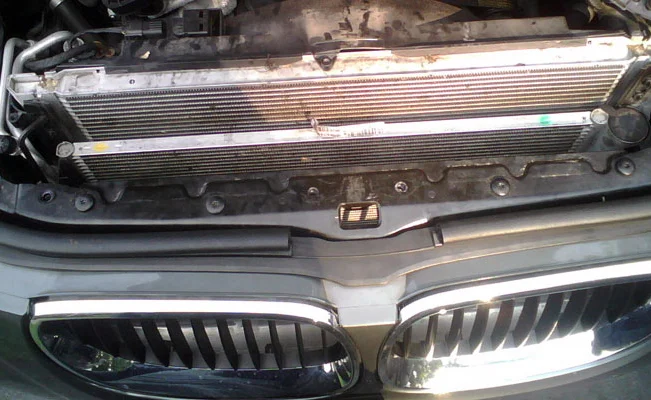 my car ac is not blowing cold air