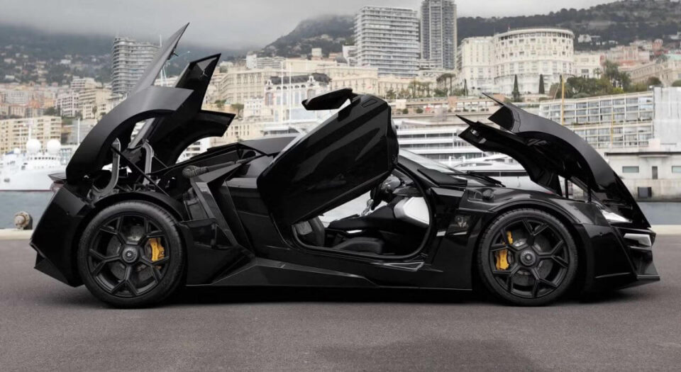 cars with butterfly doors