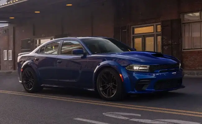 luxury sedans under 40k