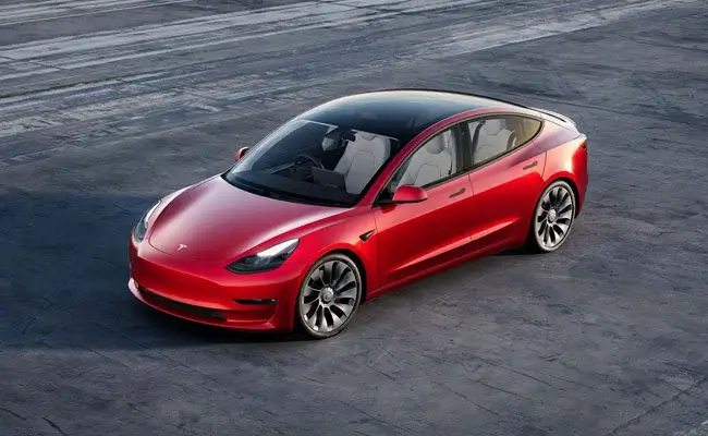 fastest sedans under $40000
