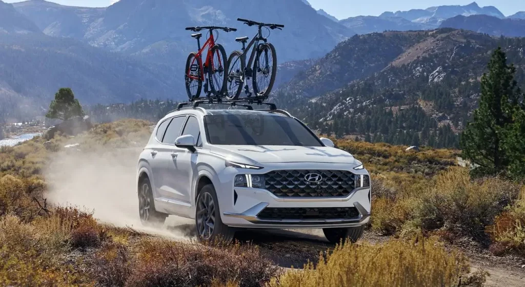 which is better the hyundai tucson or santa fe
