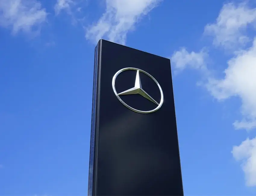 Mercedes W11